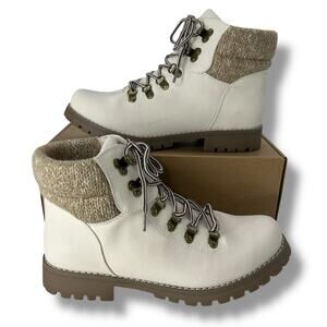 NEW White Mountain Lace up winter boots size 8.5W Wide chunky hiking Sherpa snow